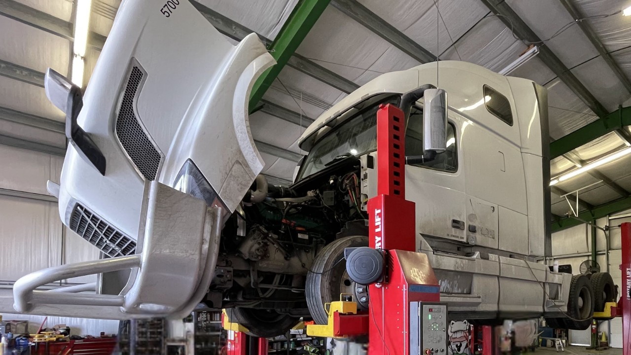 Looking for a Mechanic Job in Auburn? Here’s What Makes a Good Employer