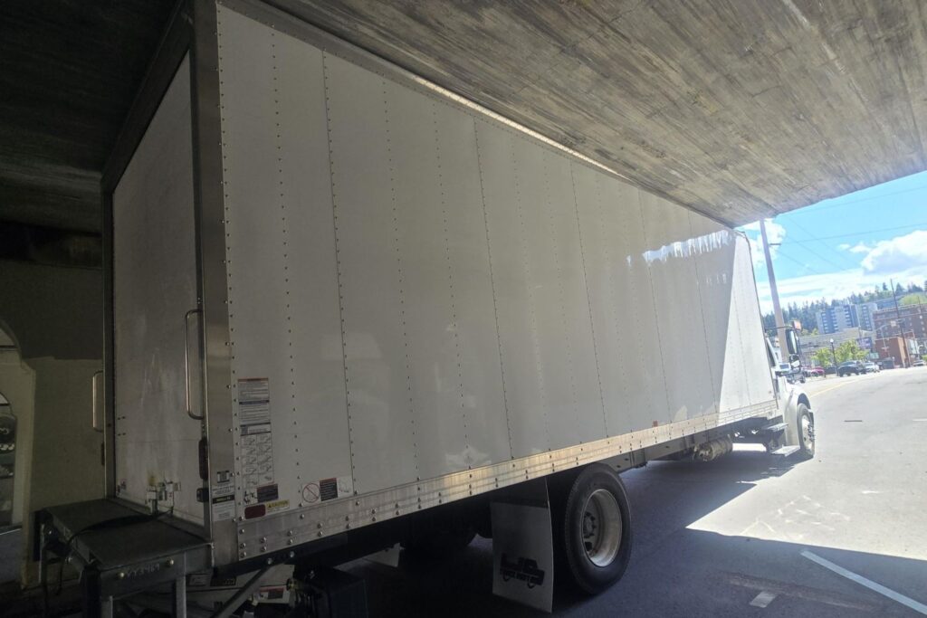 heavy-duty recovery for a box truck